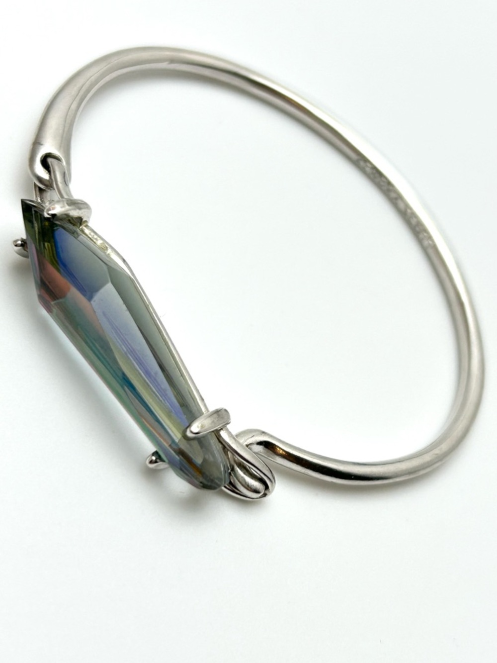 Kendra Scott Nigel Dichroic Glass Silver Bangle Bracelet - Picture 2 of 4